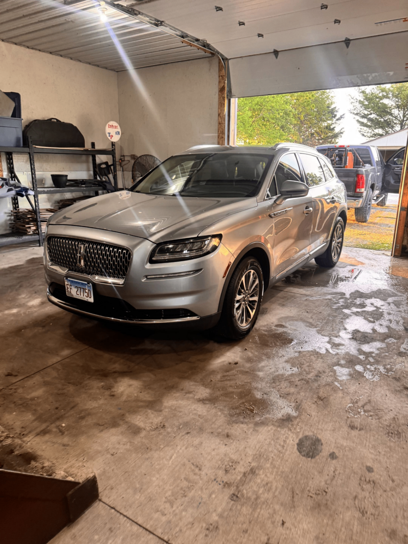 Silver Lincoln Nautilus after a full detail